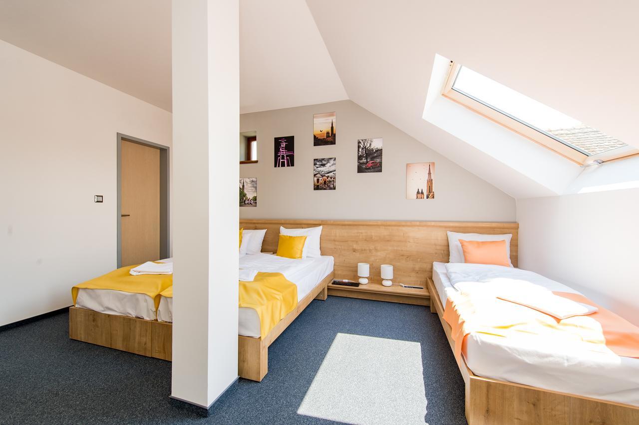 Pilvax Hotel Superior Kalocsa Eksteriør billede