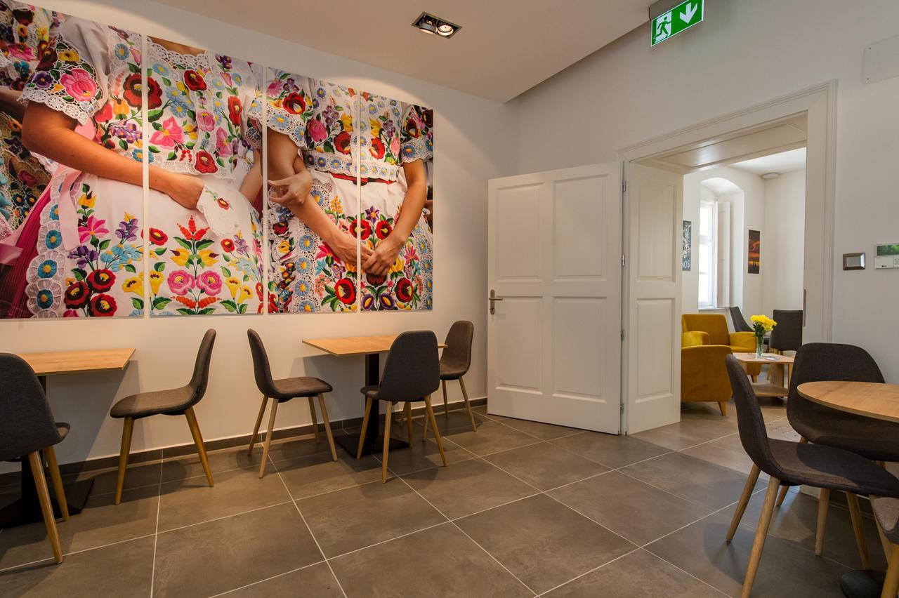 Pilvax Hotel Superior Kalocsa Eksteriør billede